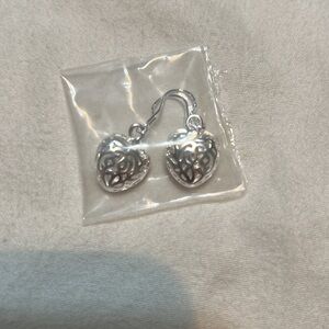 ****Donated***SILVER tone 3D heart shaped dangling earrings